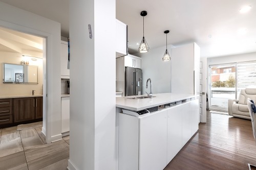 Kitchen - 5780B Av. Parkhaven, Côte-Saint-Luc, QC - Indoor Photo Showing Kitchen