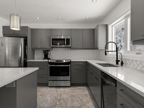 212 Howe Avenue, Fall River, NS 