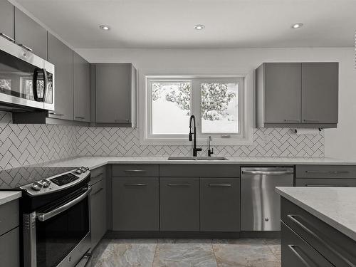 212 Howe Avenue, Fall River, NS 