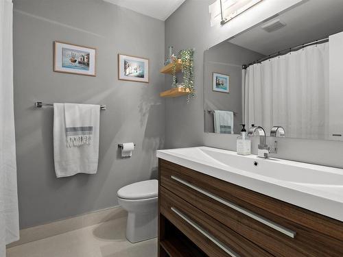 212 Howe Avenue, Fall River, NS 