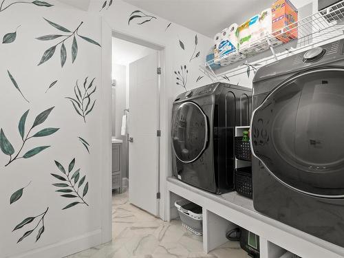 212 Howe Avenue, Fall River, NS 