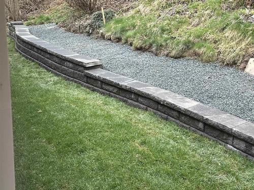 212 Howe Avenue, Fall River, NS 