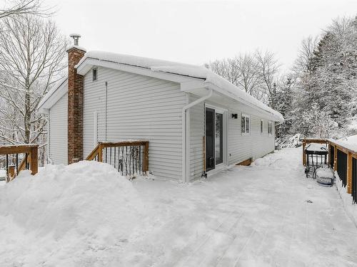 212 Howe Avenue, Fall River, NS 