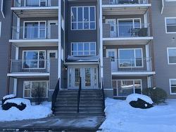 305 51 River Lane  Bedford, NS B4A 3Y8