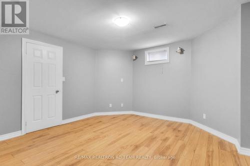 498 Tremblant Court, Mississauga, ON - Indoor Photo Showing Other Room