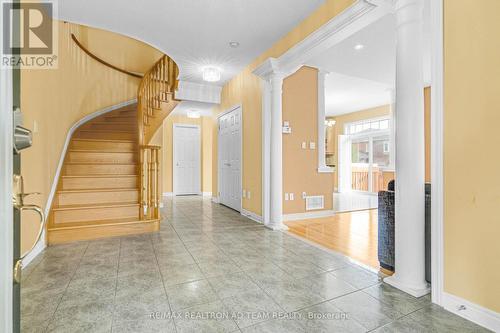 498 Tremblant Court, Mississauga, ON - Indoor Photo Showing Other Room