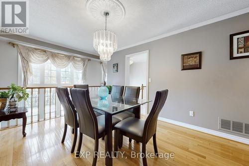 43 Hartnell Square, Brampton, ON - Indoor Photo Showing Dining Room
