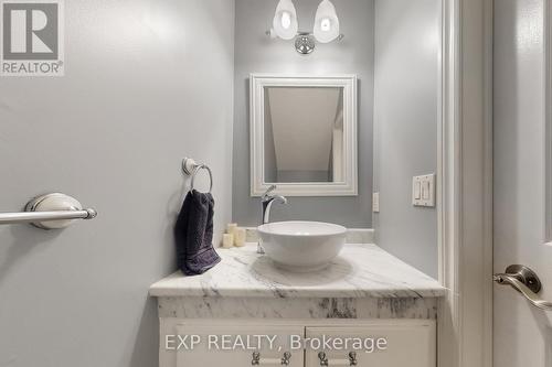 43 Hartnell Square, Brampton, ON - Indoor Photo Showing Bathroom