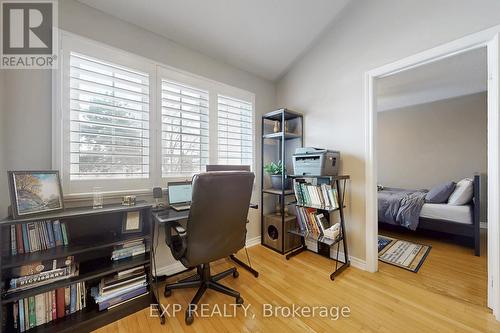 43 Hartnell Square, Brampton, ON - Indoor Photo Showing Office