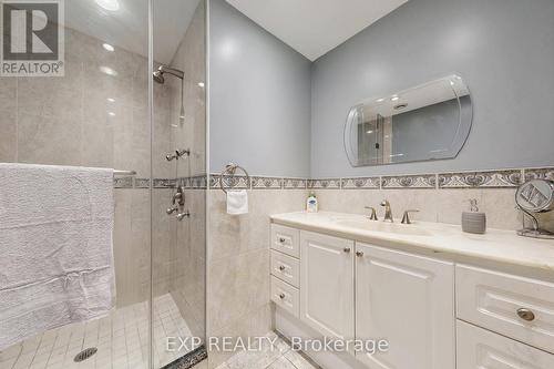 43 Hartnell Square, Brampton, ON - Indoor Photo Showing Bathroom