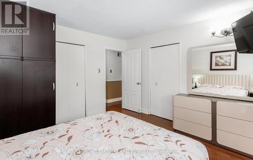 3353 Martins Pine Crescent, Mississauga, ON - Indoor Photo Showing Bedroom