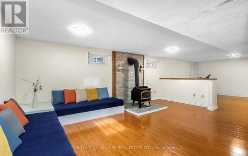 3353 Martins Pine Crescent, Mississauga, ON - Indoor