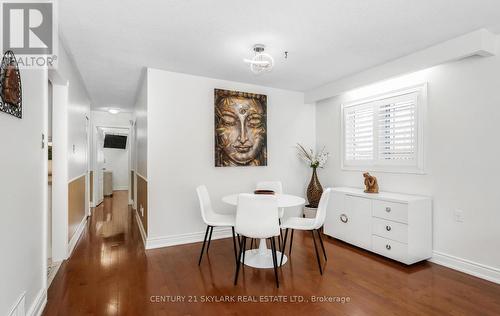 3353 Martins Pine Crescent, Mississauga, ON - Indoor Photo Showing Dining Room