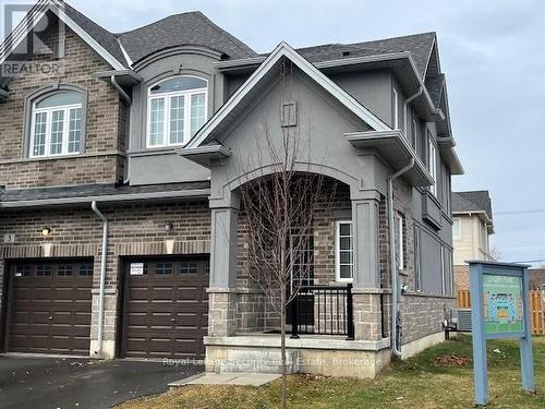 1 LINDEN PARK LANE  Hamilton, ON L9A 1Y3