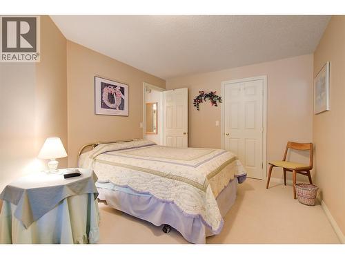 4074 Gellatly Road Unit# 126, West Kelowna, BC - Indoor Photo Showing Bedroom