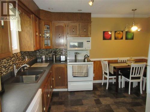 31B Main Street, Springdale, NL - Indoor Photo Showing Kitchen With Double Sink