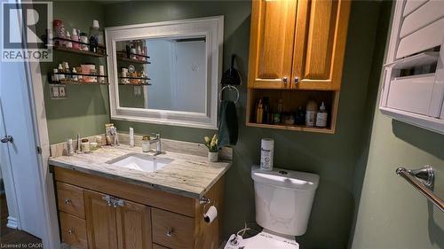 6 Sherry Lane Drive, Hamilton, ON - Indoor Photo Showing Bathroom