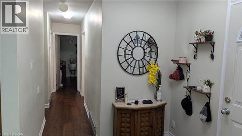 6 Sherry Lane Drive, Hamilton, ON - Indoor Photo Showing Other Room