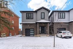 147 SIEBERT AVENUE  Kitchener, ON N2C 2M1