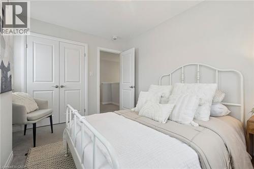 181 South Creek Drive, Kitchener, ON - Indoor Photo Showing Bedroom