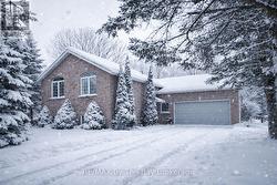 8 PRIDHAM COURT  Wasaga Beach, ON L9Z 1M4