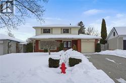 8 SANCTUARY Drive  Dundas, ON L9H 3Y8