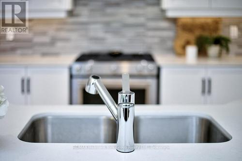 101 Clippers Lane, Blue Mountains, ON - Indoor Photo Showing Kitchen With Double Sink