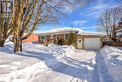 350 MILLARD STREET  Orillia, ON L3V 4H4