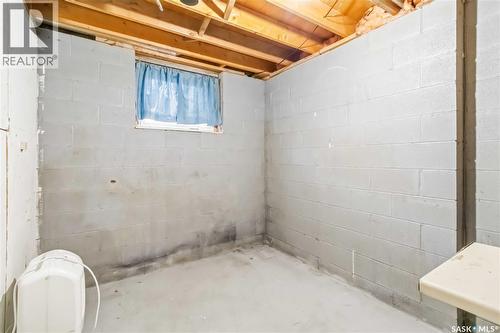 732 Mccormack Road, Saskatoon, SK - Indoor