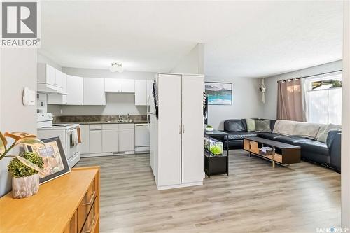 732 Mccormack Road, Saskatoon, SK - Indoor
