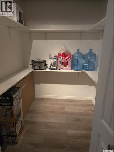 8 Main Bay, Muenster, SK - Indoor