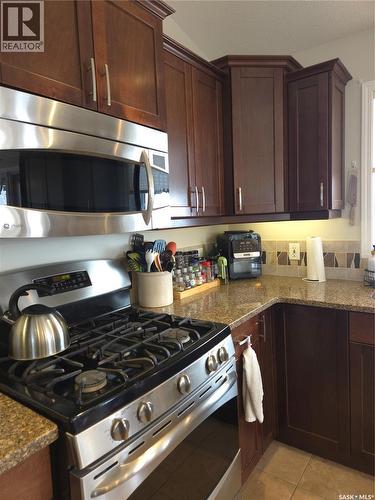 8 Main Bay, Muenster, SK - Indoor Photo Showing Kitchen