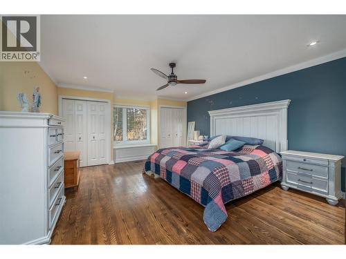514 Hawes Court, Kelowna, BC - Indoor Photo Showing Bedroom