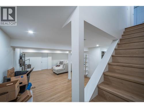 514 Hawes Court, Kelowna, BC - Indoor Photo Showing Other Room