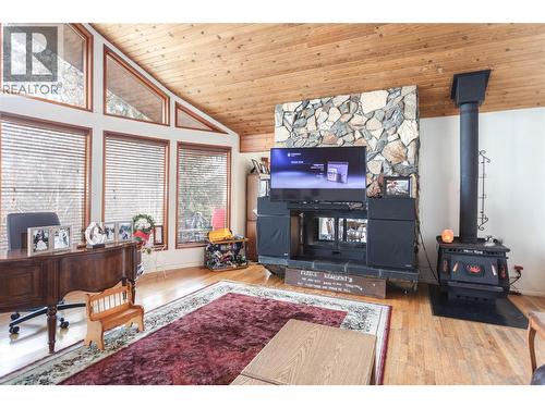 164 Cliffview Drive, Enderby, BC - Indoor