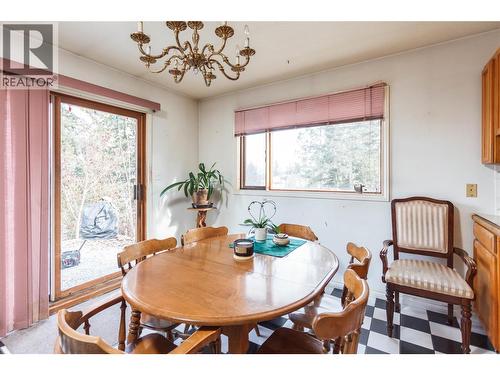 164 Cliffview Drive, Enderby, BC - Indoor Photo Showing Dining Room