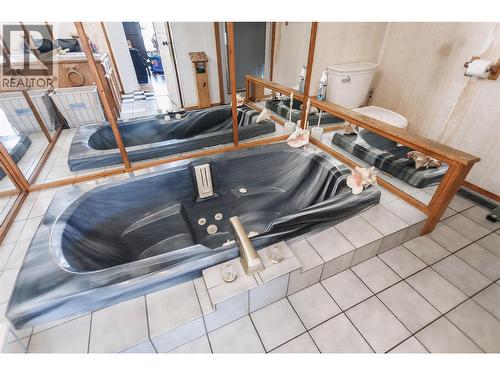 164 Cliffview Drive, Enderby, BC - Indoor Photo Showing Other Room
