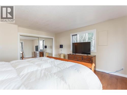 164 Cliffview Drive, Enderby, BC - Indoor Photo Showing Bedroom