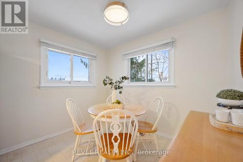 7 Forestwood Drive, Kitchener, ON - Indoor Photo Showing Dining Room