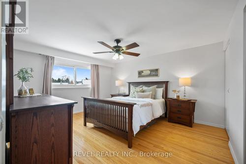 7 Forestwood Drive, Kitchener, ON - Indoor Photo Showing Bedroom