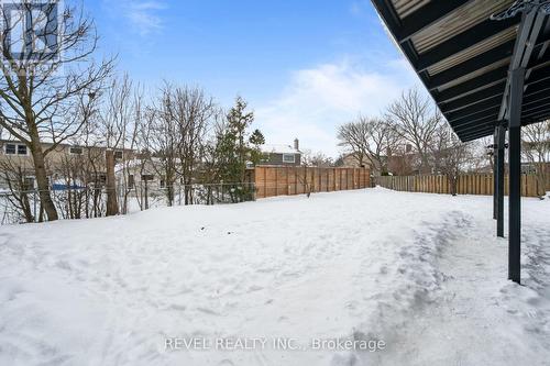 7 Forestwood Drive, Kitchener, ON - Outdoor