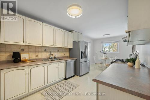 7 Forestwood Drive, Kitchener, ON - Indoor Photo Showing Kitchen With Double Sink