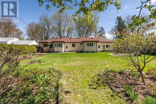 878 Dunlevie Avenue, Ottawa, ON - Outdoor