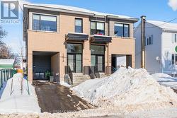 B - 181 COLUMBUS AVENUE  Ottawa, ON K1K 1P7