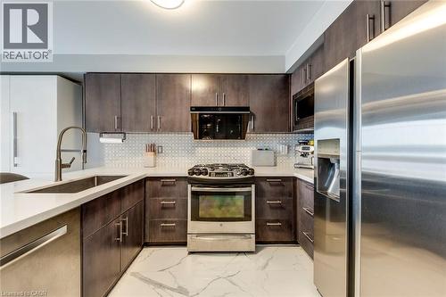 80 Beaverbrook Crescent, Maple, ON - Indoor Photo Showing Kitchen With Stainless Steel Kitchen With Upgraded Kitchen