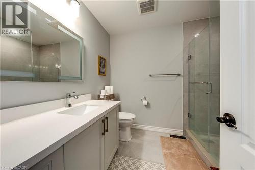 80 Beaverbrook Crescent, Maple, ON - Indoor Photo Showing Bathroom