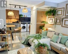 LOWER - 62 NEALON AVENUE Toronto, ON M4K 1Z2