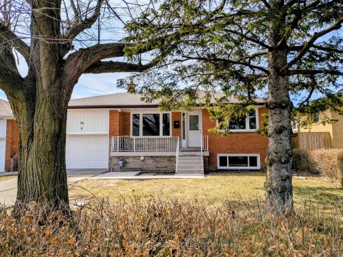 6 Peacham Crescent, Toronto, ON - Indoor Photo Showing Dining Room