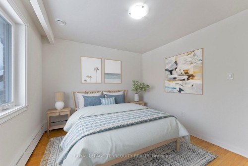 6 Peacham Crescent, Toronto, ON - Indoor Photo Showing Living Room