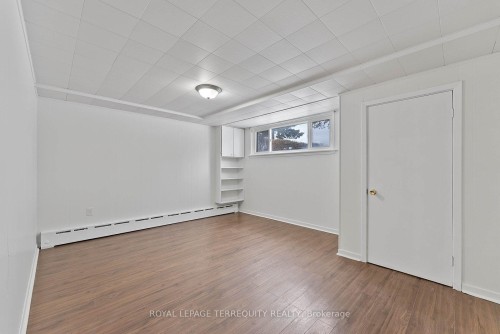 6 Peacham Crescent, Toronto, ON - Outdoor